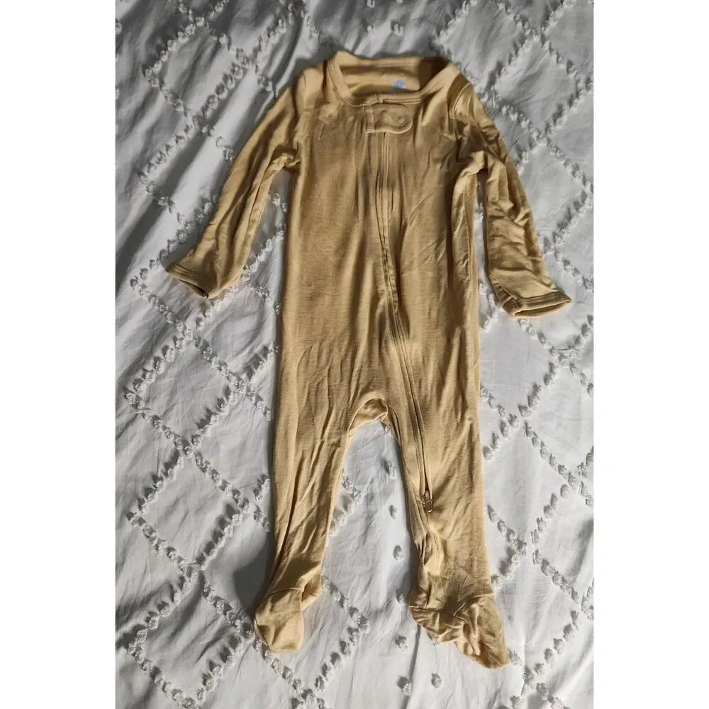 Baby Sleeper & Gown Bundle – Cloud Island & Carter’s (3–6M)